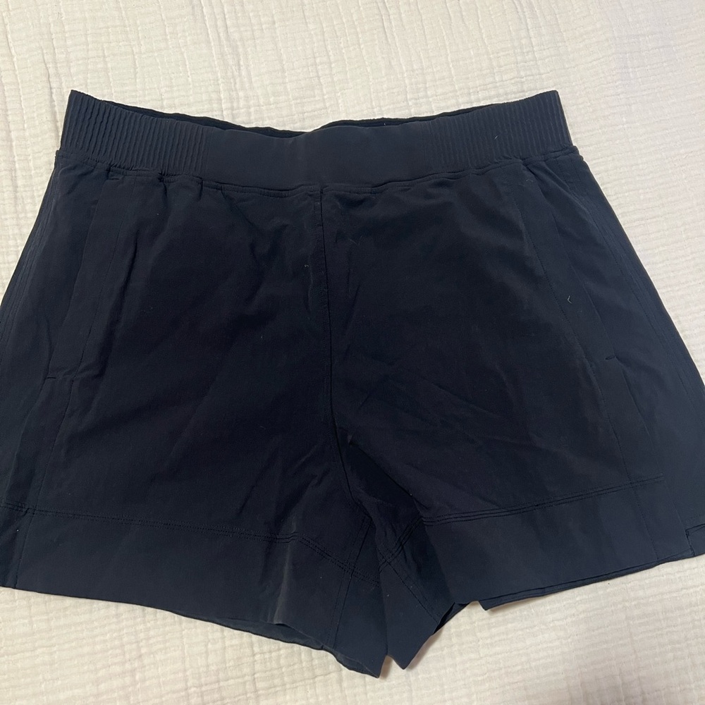 Black Lululemon shorts